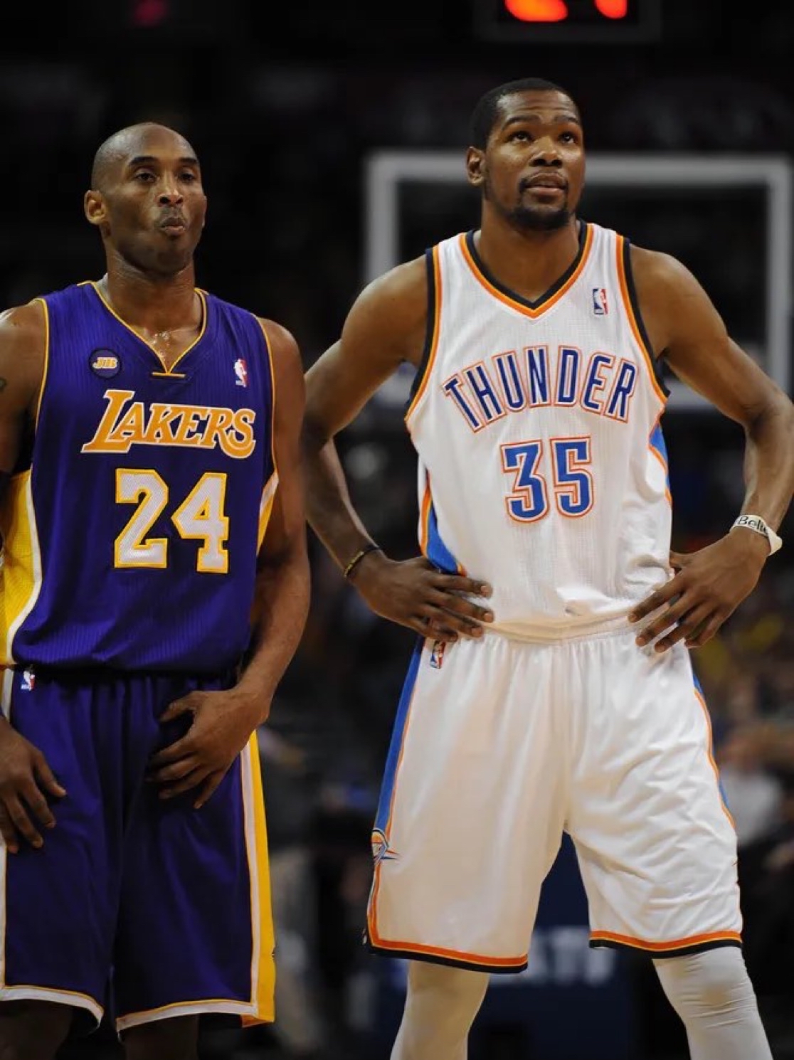 九游体育杜兰特重返赛场，出色发挥首场状态出色，巴黎圣日耳曼观众沸腾！