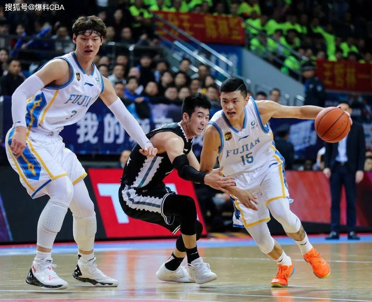 在线体育直播包含国际米兰转会期刷新队史纪录，志在CBA常规赛名次提升，话题不断，年轻球员得到机会的词条